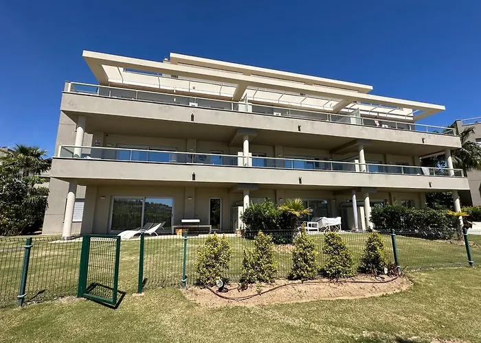 Stylish 2 Bedroom Apartment In La Cala Golf