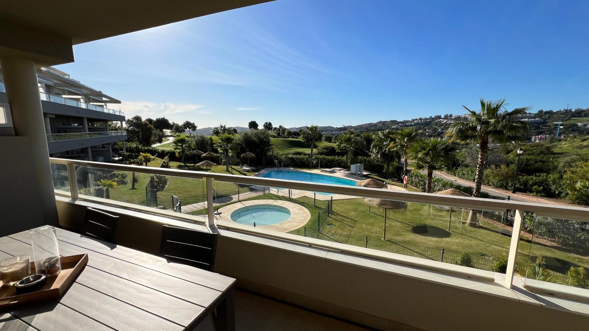 Stylish 2 Bedroom In La Cala Golf Apartment *
